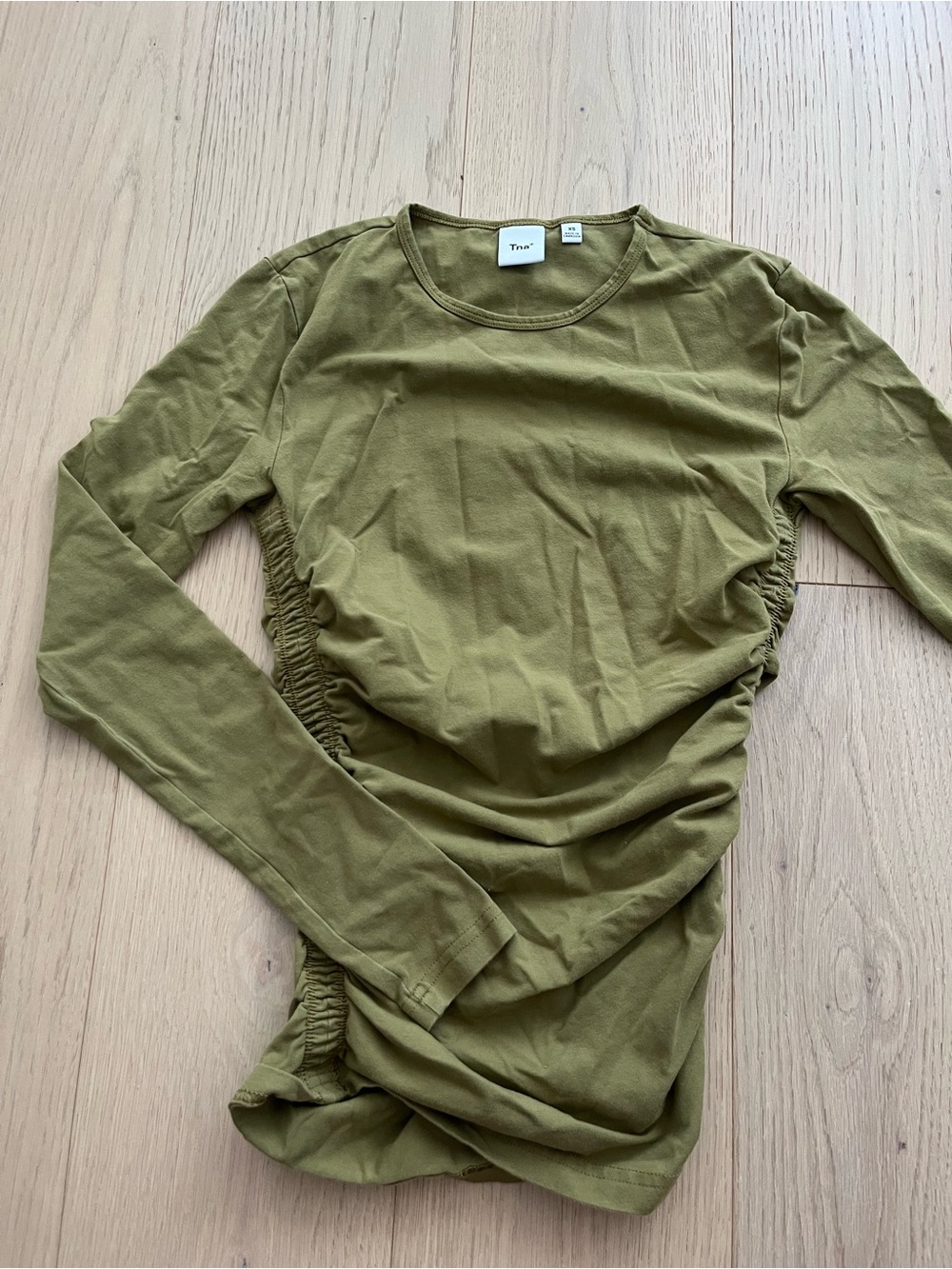 Aritzia Olive Green Long Sleeve Ruched Side Tee